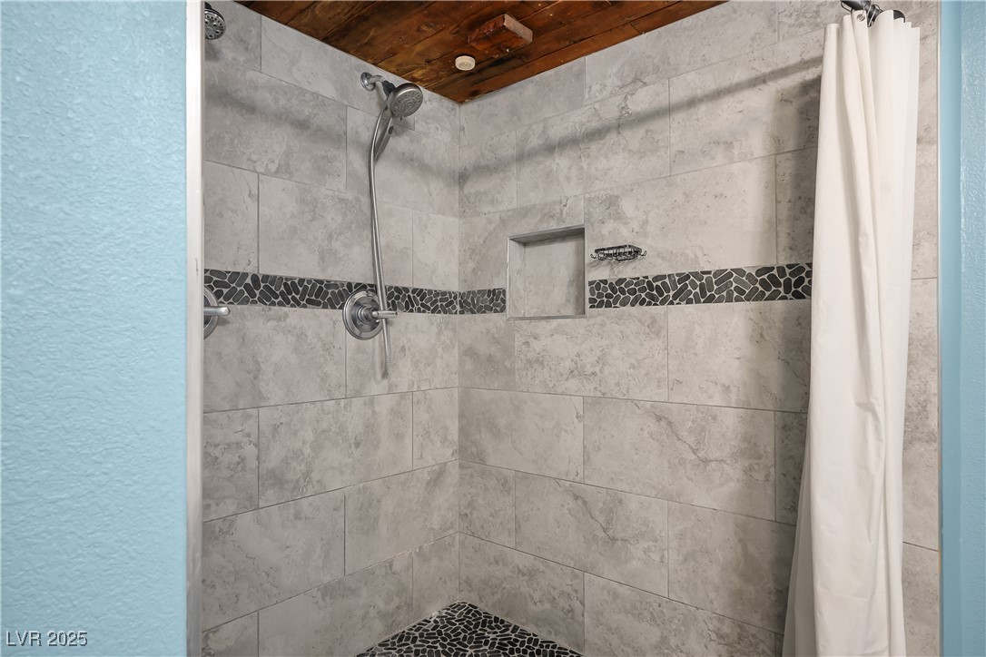 1831 Castleberry Lane Property Photo 17