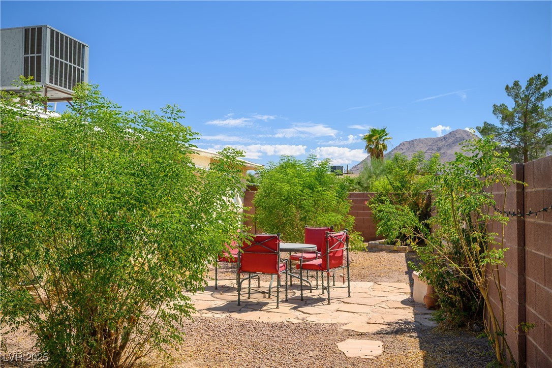 1831 Castleberry Lane Property Photo 35