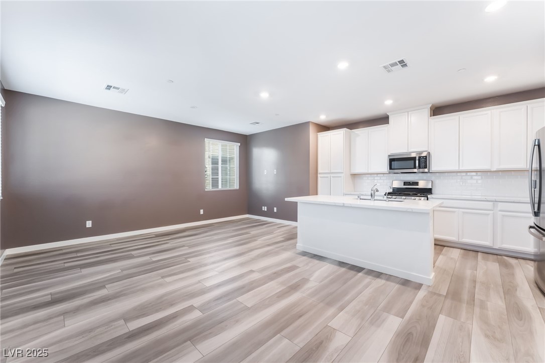 5730 Sky Pointe Drive 144 Property Photo 4