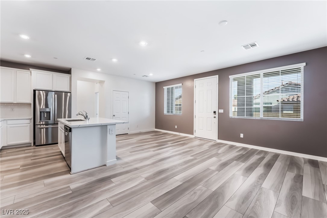 5730 Sky Pointe Drive 144 Property Photo 5