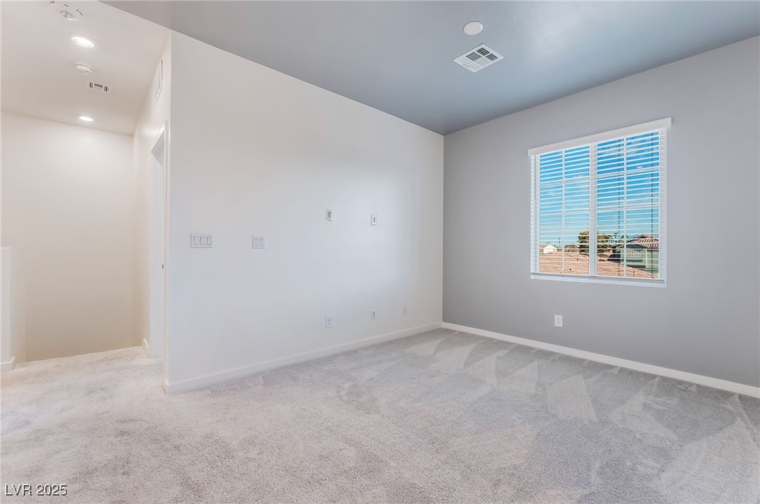 5730 Sky Pointe Drive 144 Property Photo 9