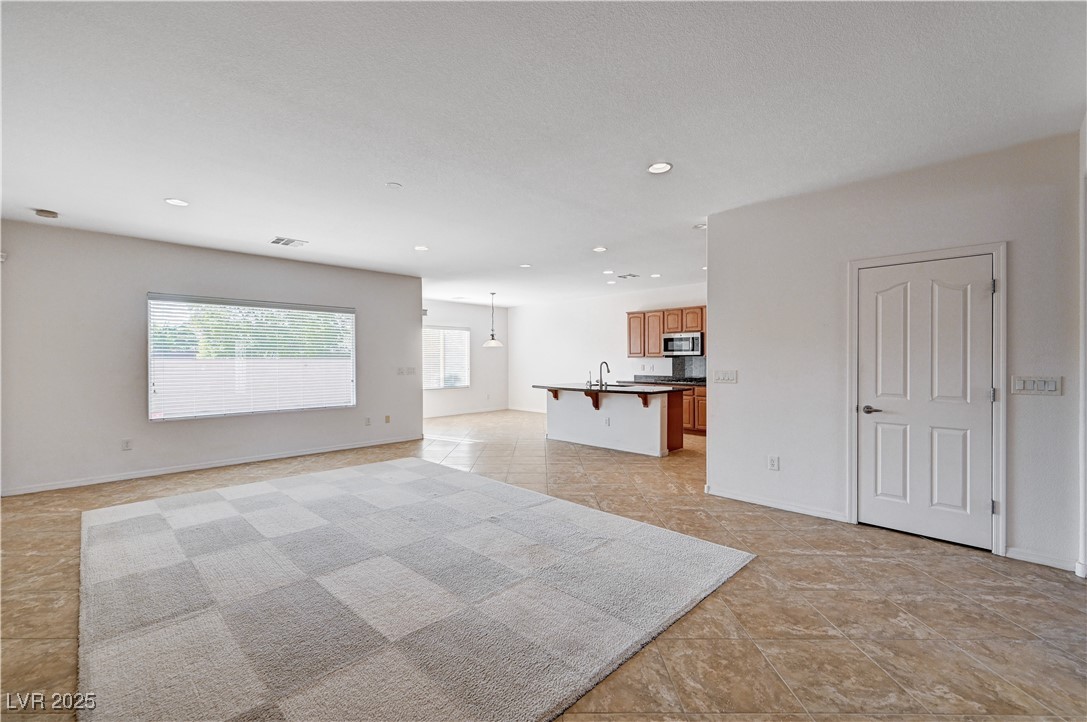 2117 Bliss Corner Street Property Photo 11