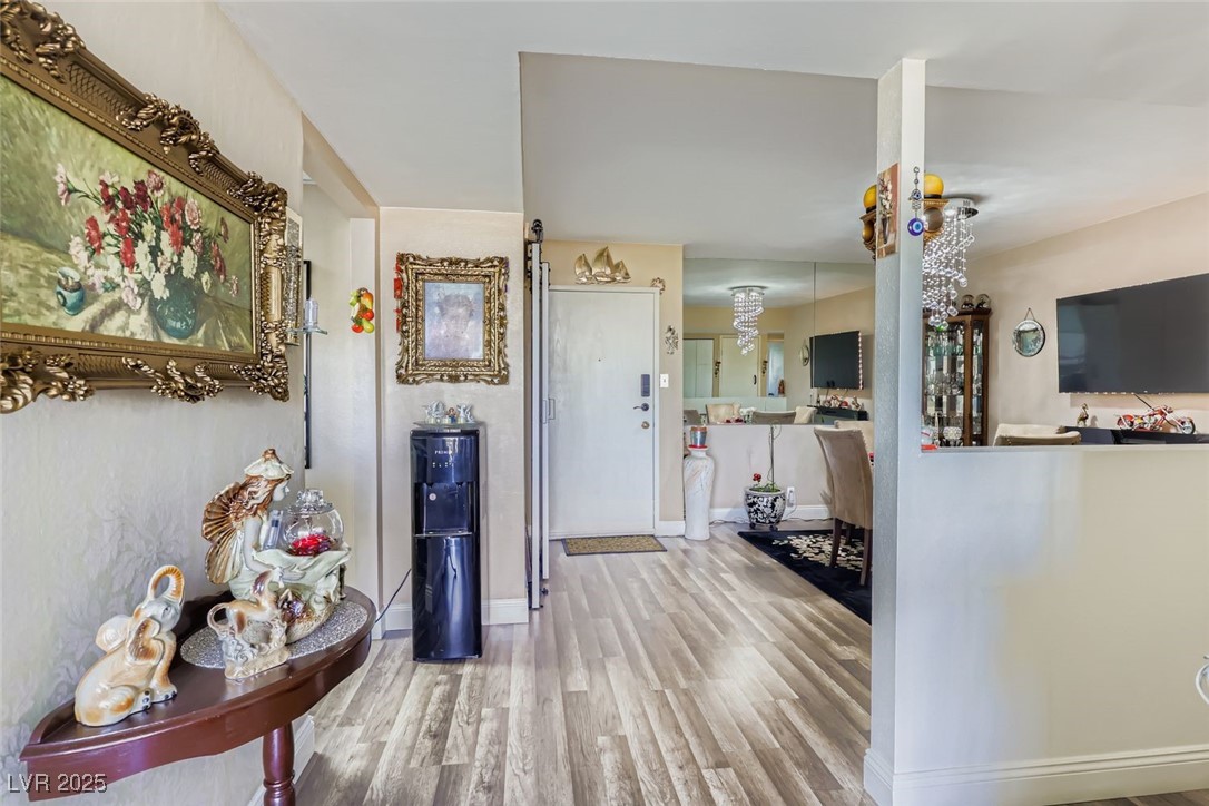 725 North Royal Crest Circle 223 Property Photo 5