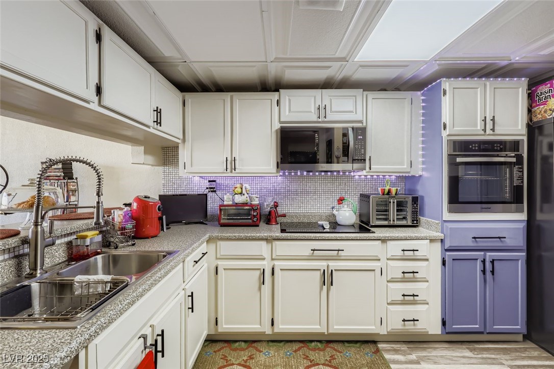 725 North Royal Crest Circle 223 Property Photo 13