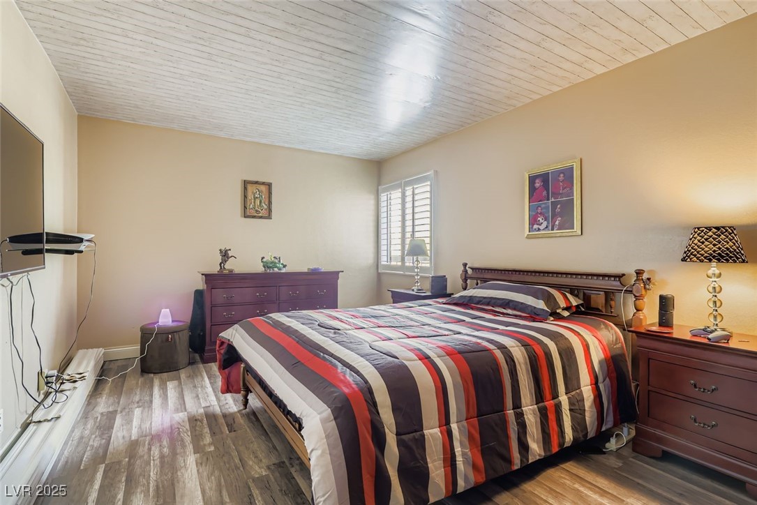 725 North Royal Crest Circle 223 Property Photo 22