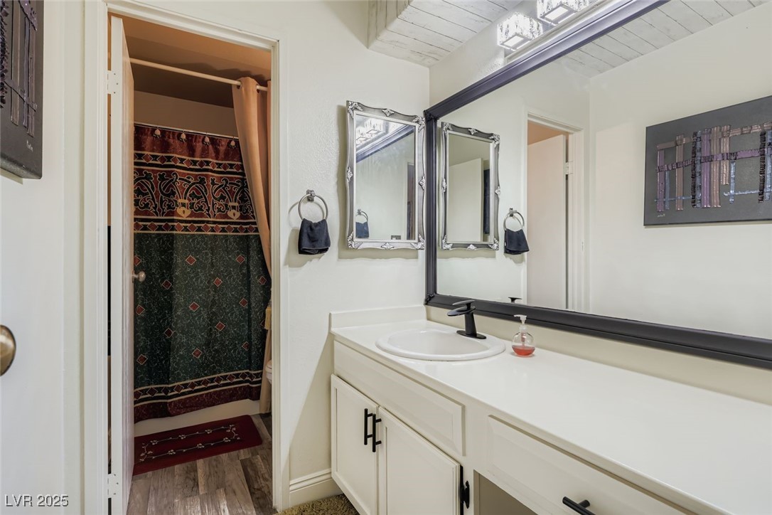 725 North Royal Crest Circle 223 Property Photo 24