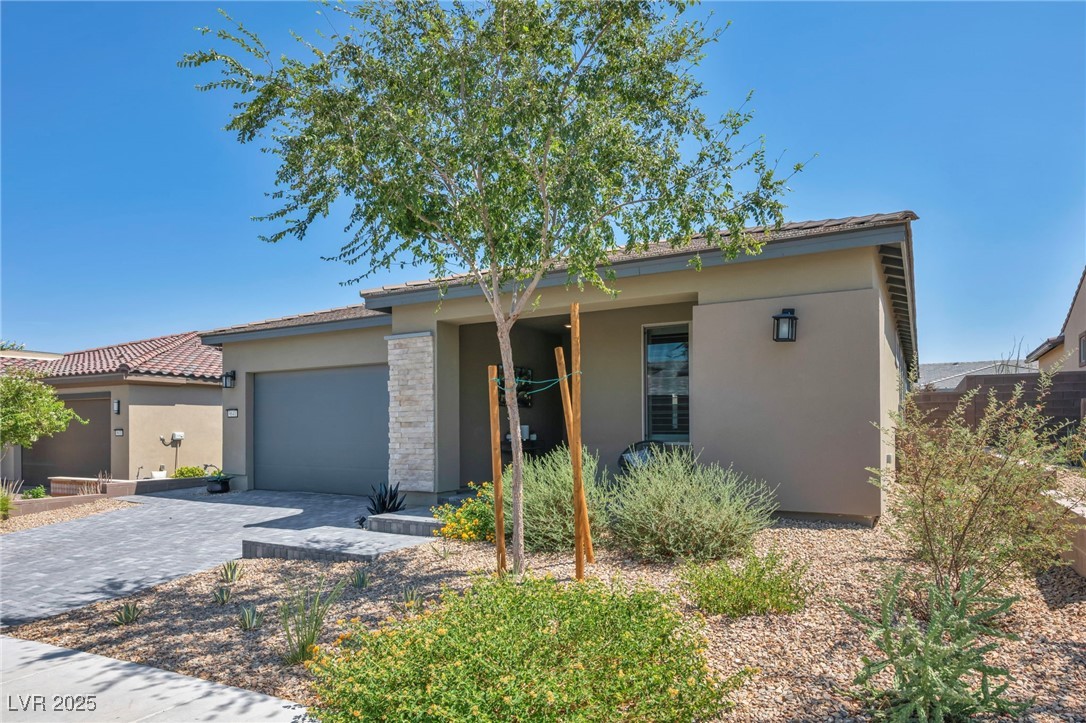 9641 Balais Drive Property Photo 3