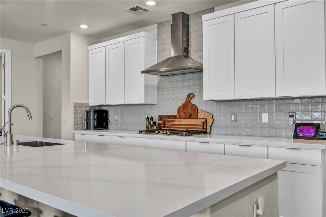 9641 Balais Drive Property Photo 12