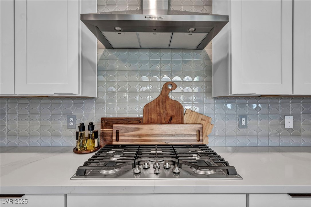 9641 Balais Drive Property Photo 18