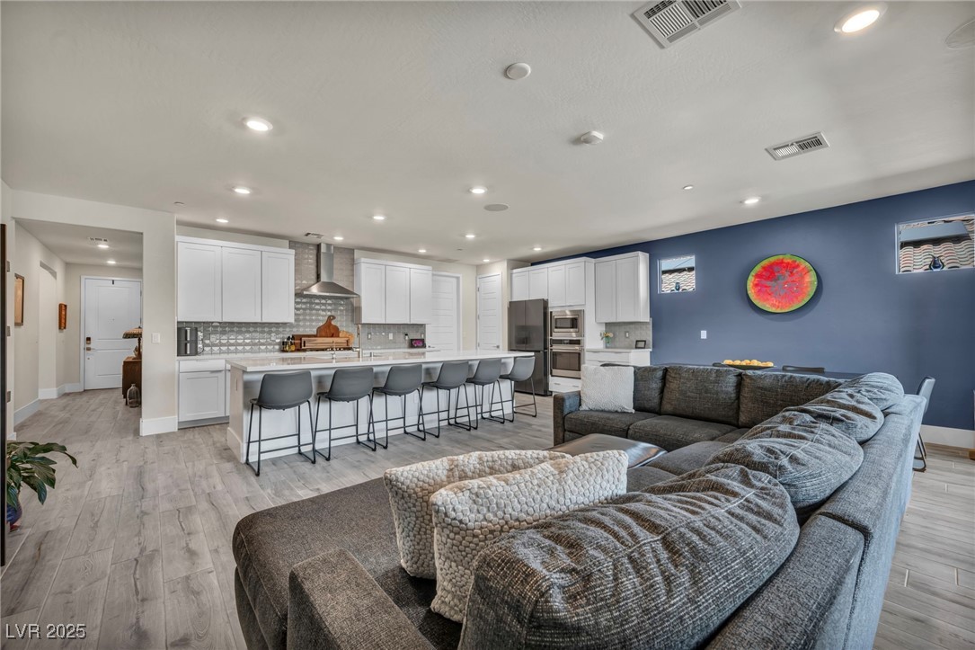 9641 Balais Drive Property Photo 21