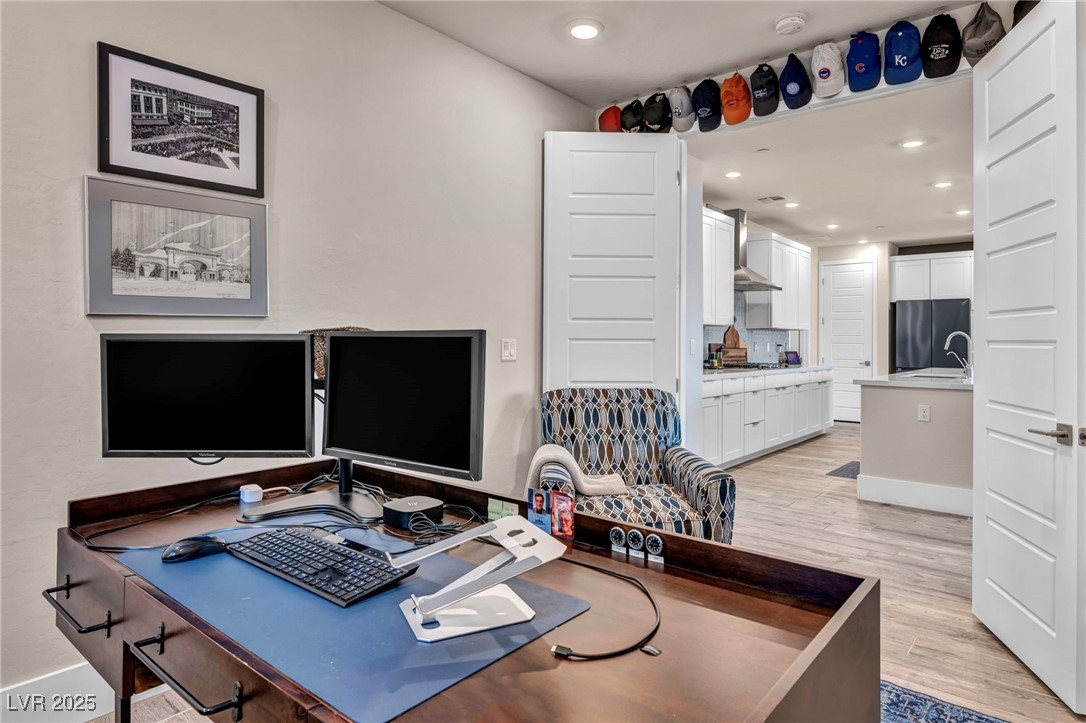 9641 Balais Drive Property Photo 28