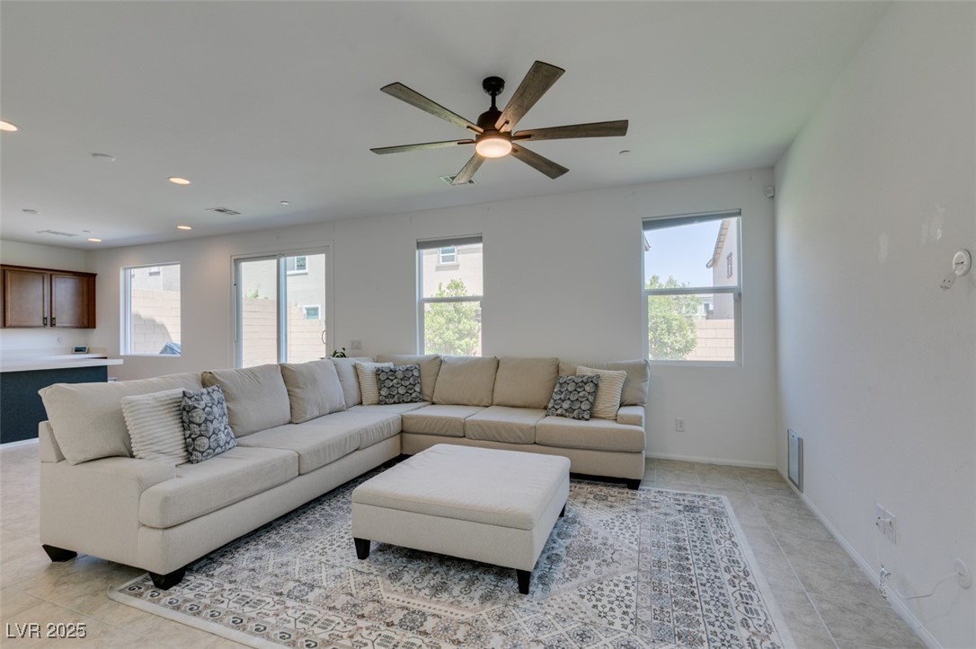 10376 Sadie Blake Avenue Property Photo 2