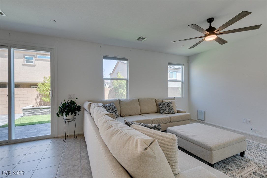 10376 Sadie Blake Avenue Property Photo 3