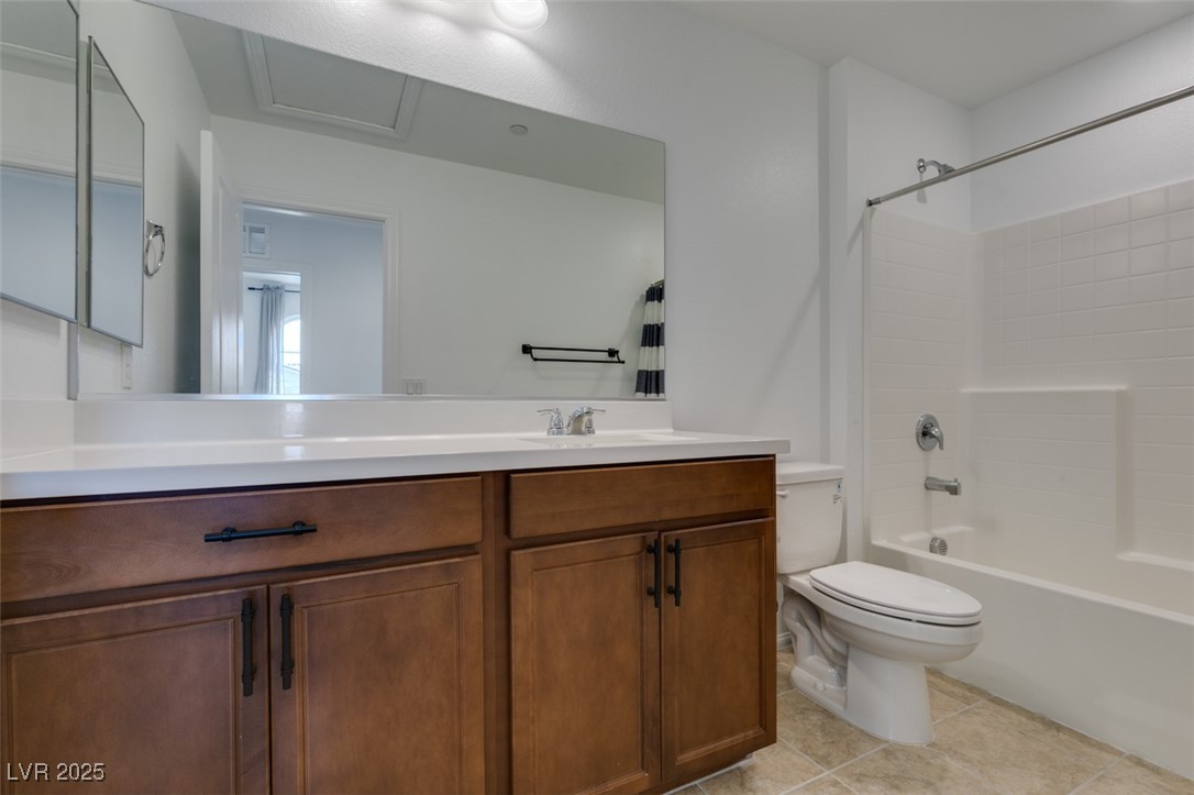 10376 Sadie Blake Avenue Property Photo 18