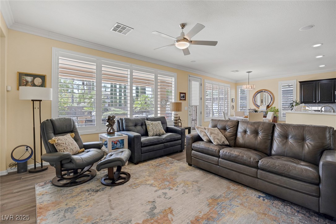 10679 Riva De Fiore Avenue Property Photo 7