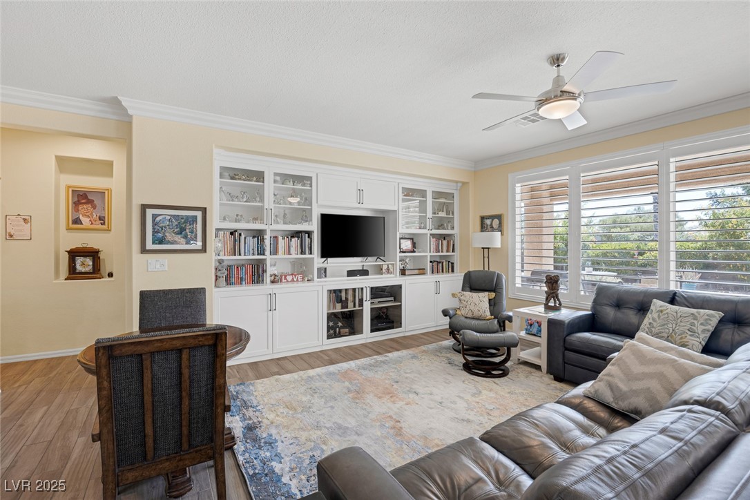 10679 Riva De Fiore Avenue Property Photo 8