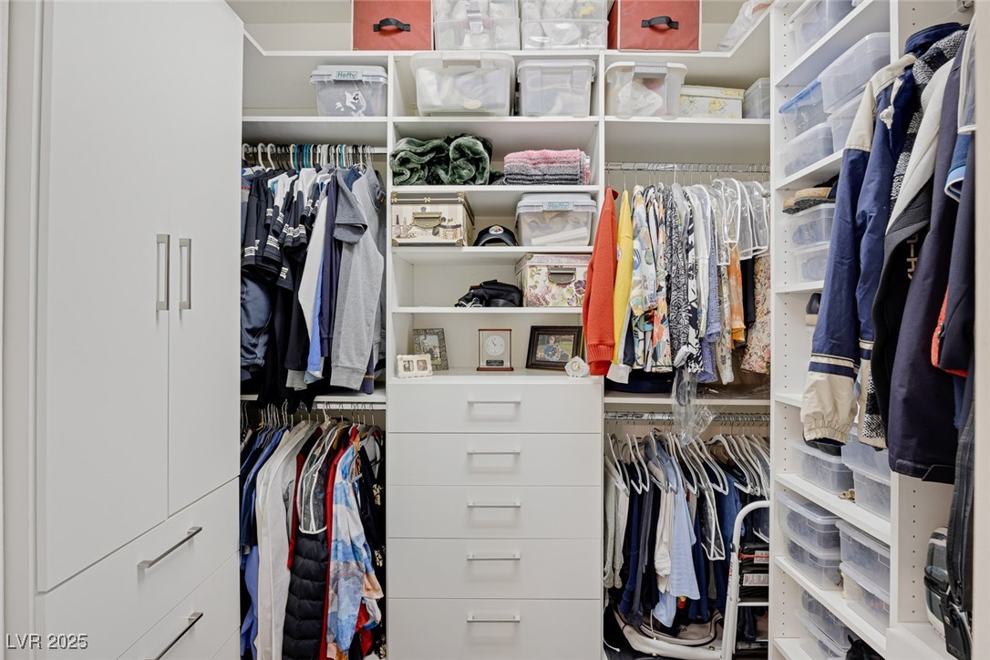 10679 Riva De Fiore Avenue Property Photo 30