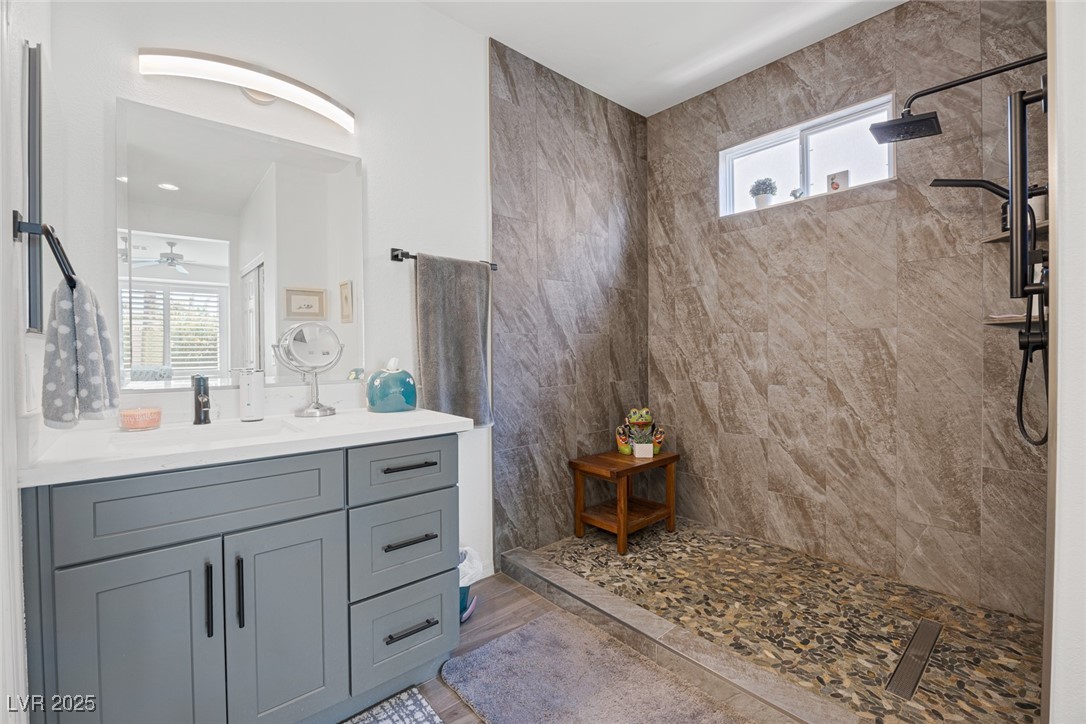 10679 Riva De Fiore Avenue Property Photo 32