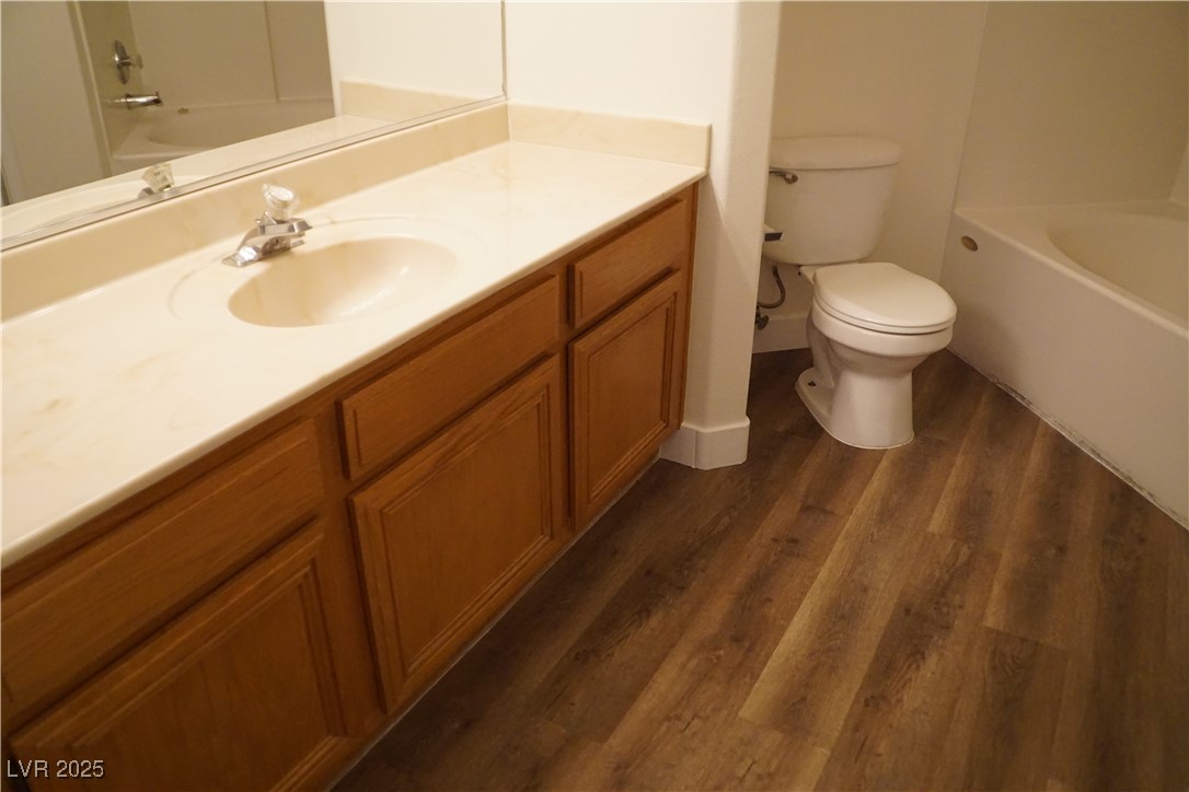 7163 South Durango Drive 304 Property Photo 8