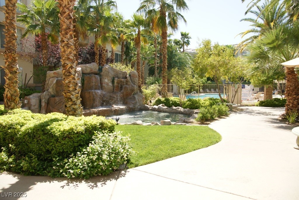 7163 South Durango Drive 304 Property Photo 11