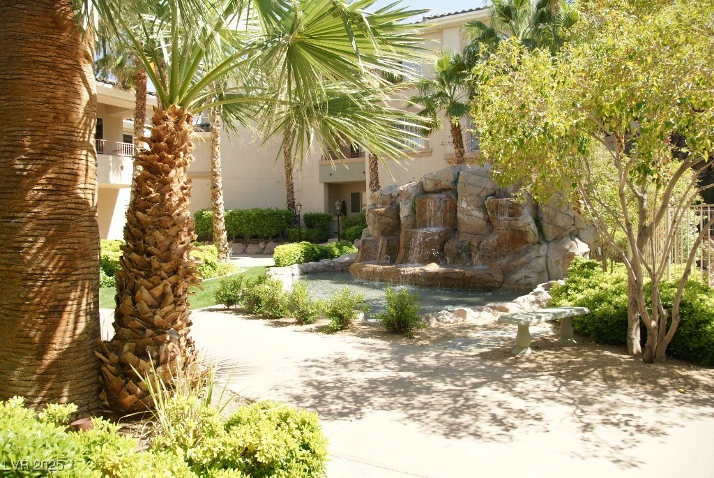 7163 South Durango Drive 304 Property Photo 12