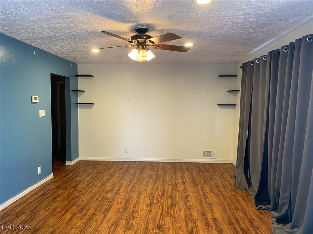 990 Avenue K Property Photo 4