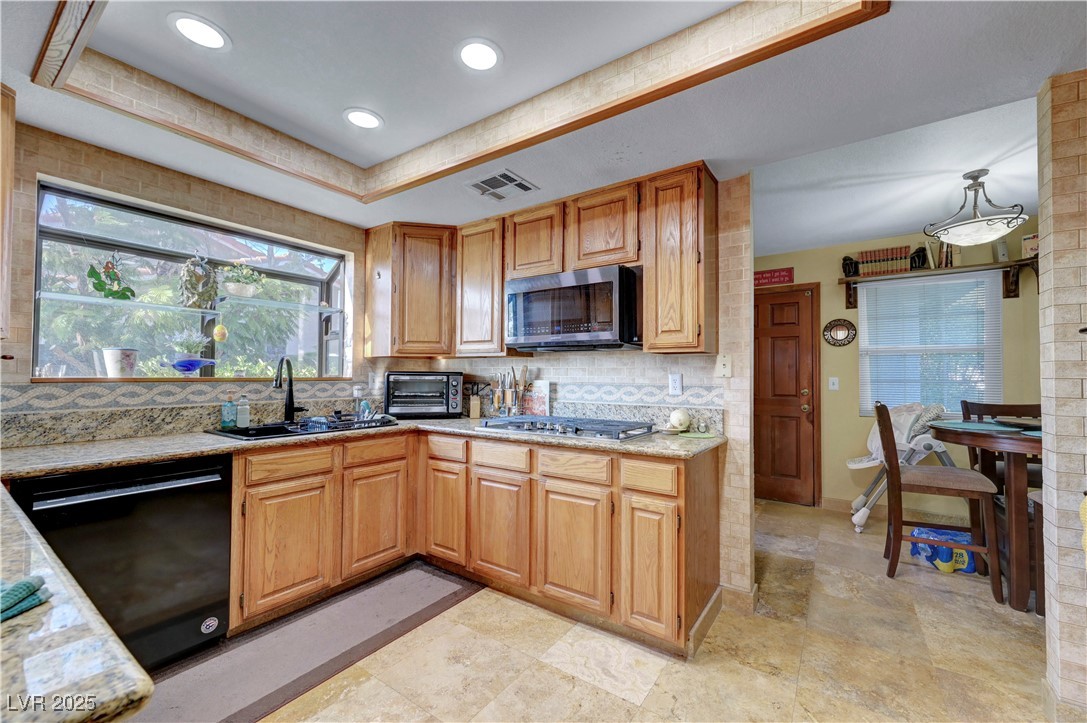 1016 Calico Ridge Drive Property Photo 11