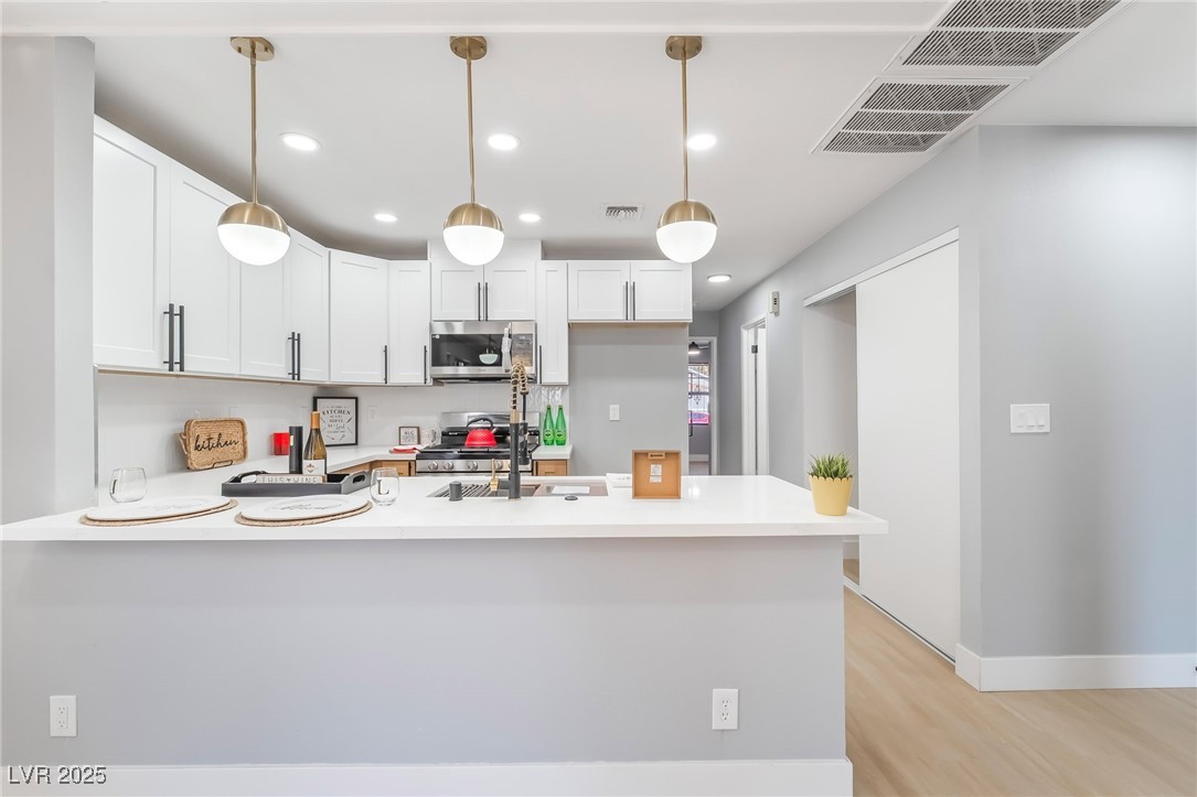 4598 Calderwood Street Property Photo 1