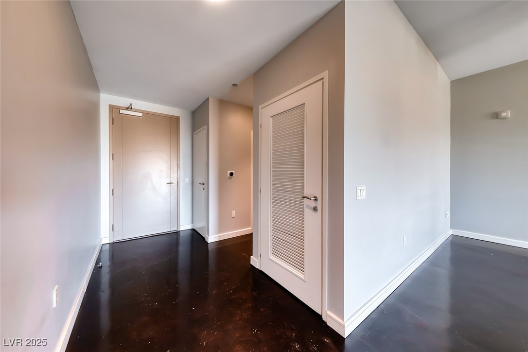 200 Hoover Avenue 1712 Property Photo 4