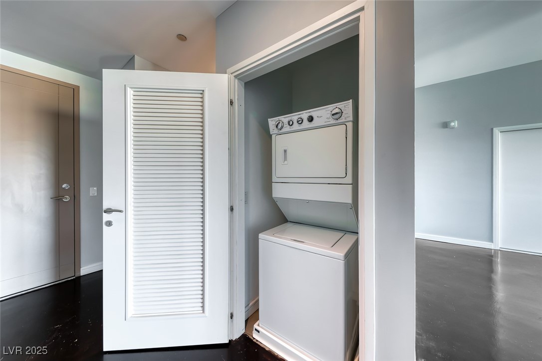 200 Hoover Avenue 1712 Property Photo 28