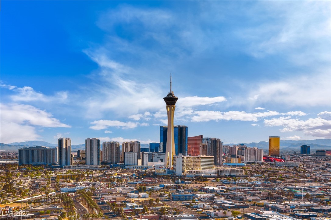 200 Hoover Avenue 1712 Property Photo 40