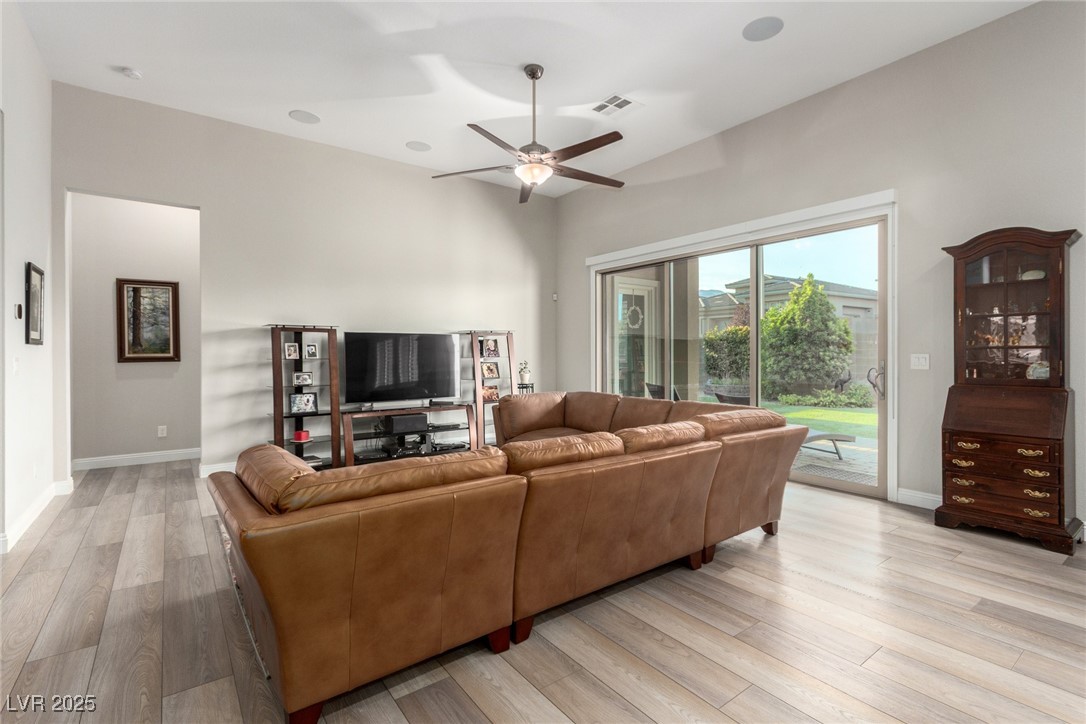 12406 Tudor Arch Drive Property Photo 14