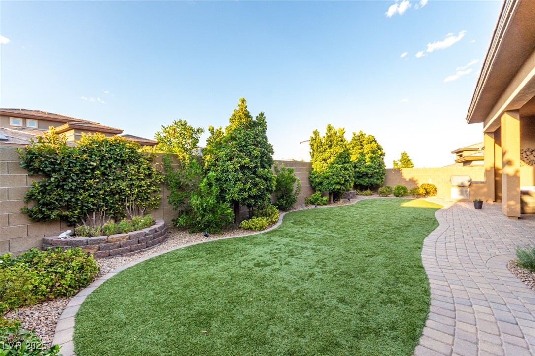 12406 Tudor Arch Drive Property Photo 47