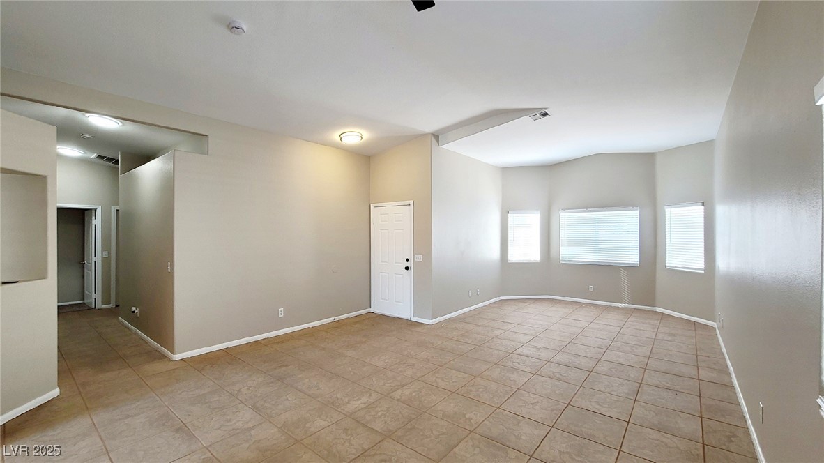 319 Mulberry Glen Drive Property Photo 5