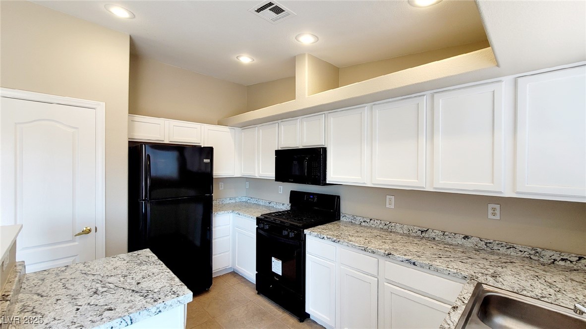 319 Mulberry Glen Drive Property Photo 7