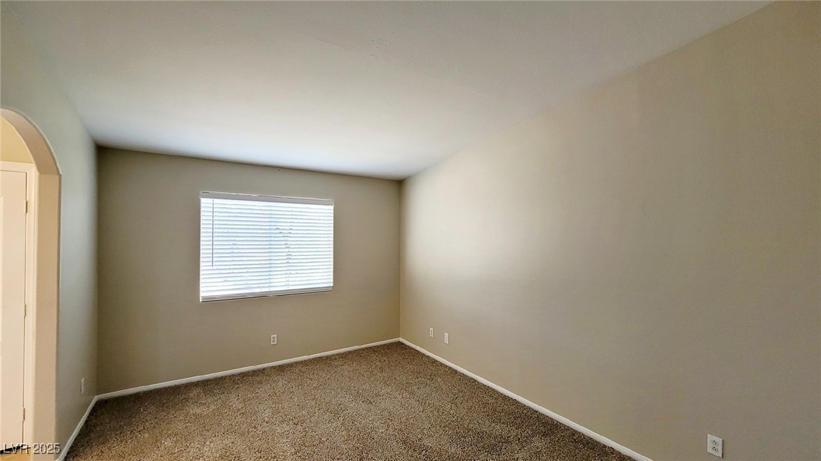 319 Mulberry Glen Drive Property Photo 10