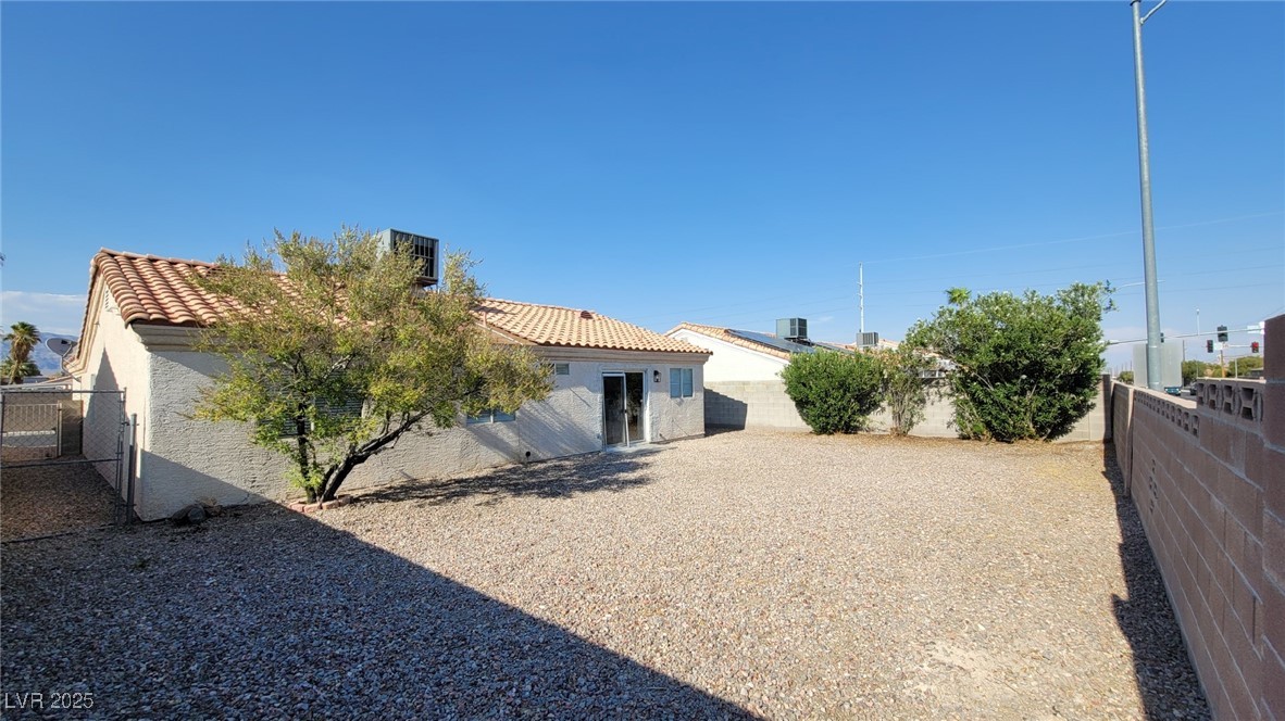 319 Mulberry Glen Drive Property Photo 21