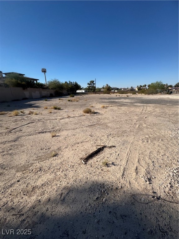 2220 East Wigwam Avenue Property Photo 2