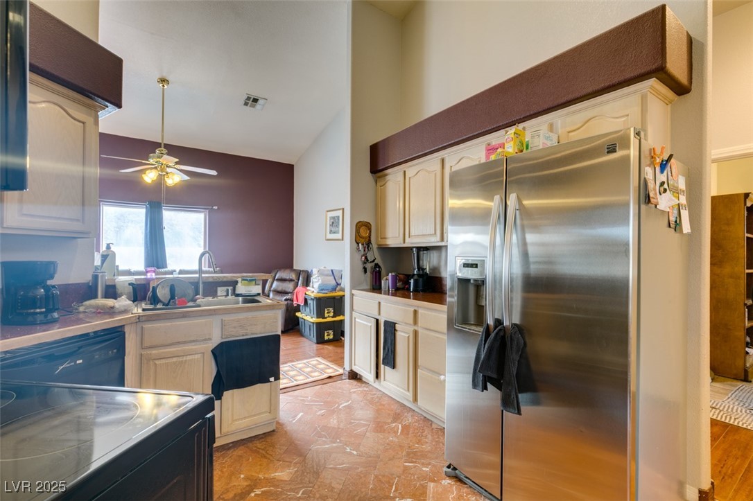 1860 Racine Drive Property Photo 10