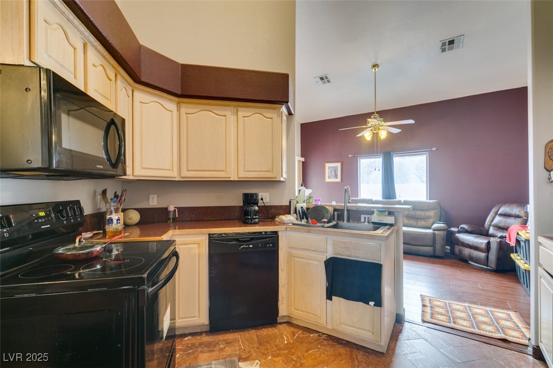 1860 Racine Drive Property Photo 11