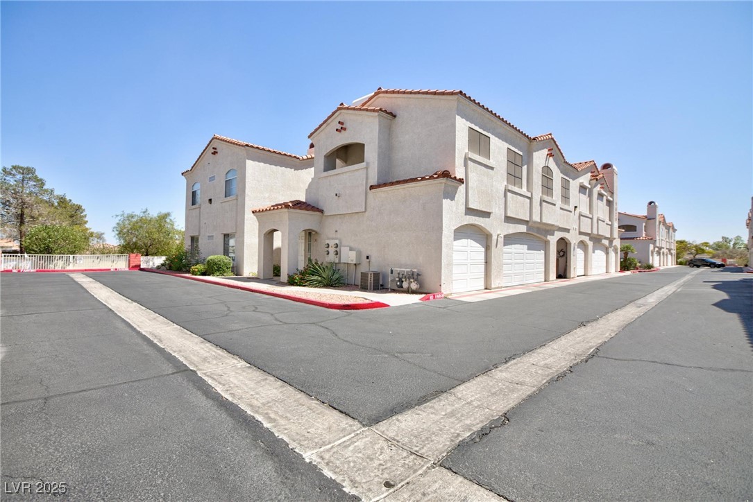 1620 Sandecker Court 104 Property Photo 1