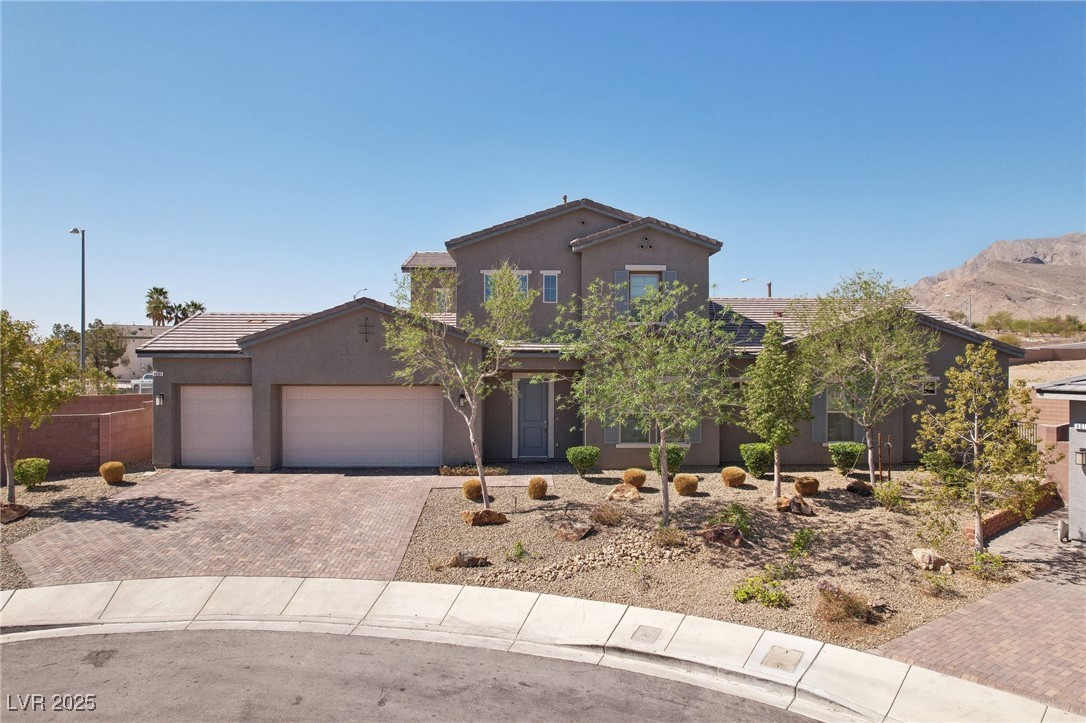 4001 Turquoise Falls Street Property Photo 4