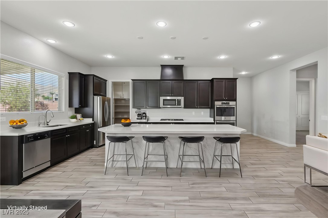 4001 Turquoise Falls Street Property Photo 14