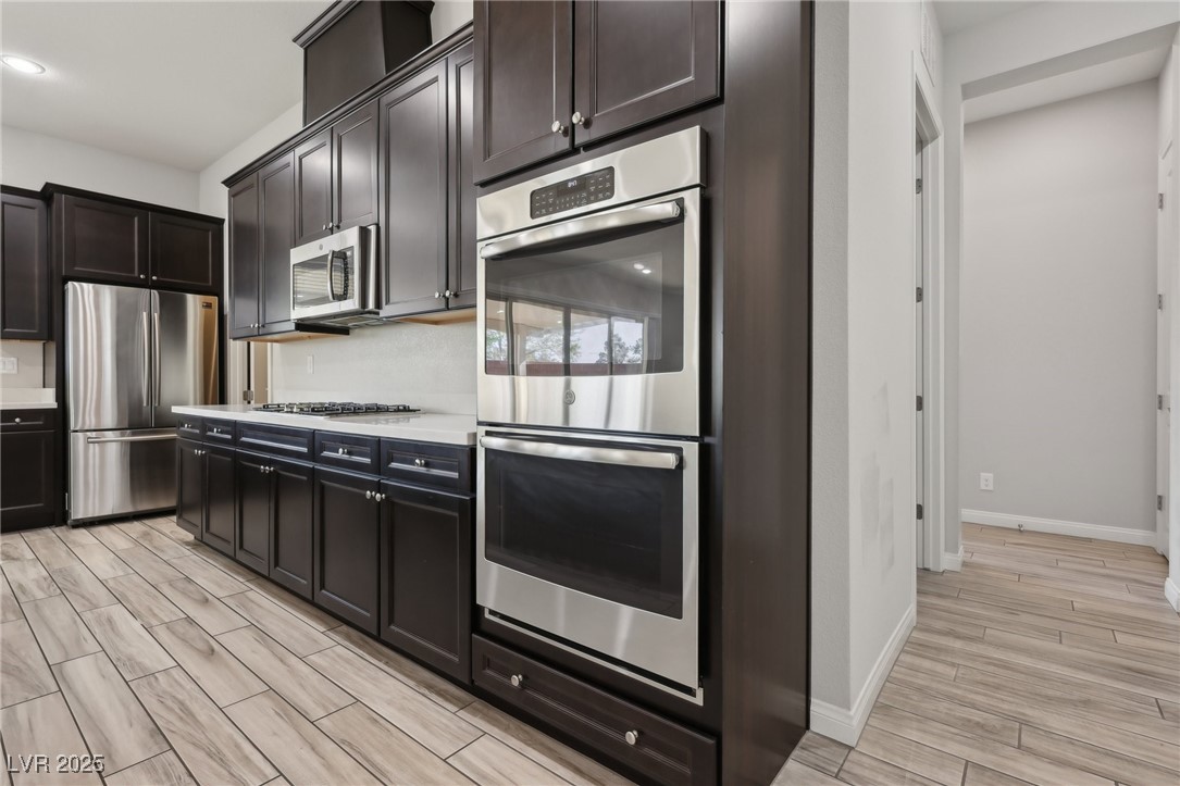 4001 Turquoise Falls Street Property Photo 20