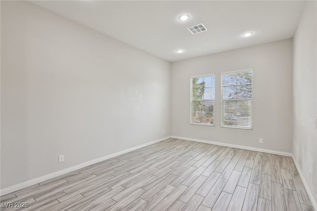 4001 Turquoise Falls Street Property Photo 22