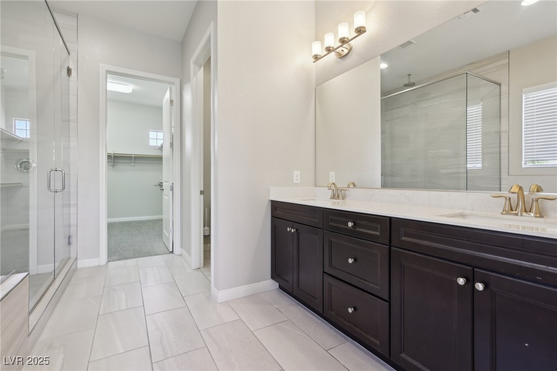 4001 Turquoise Falls Street Property Photo 37