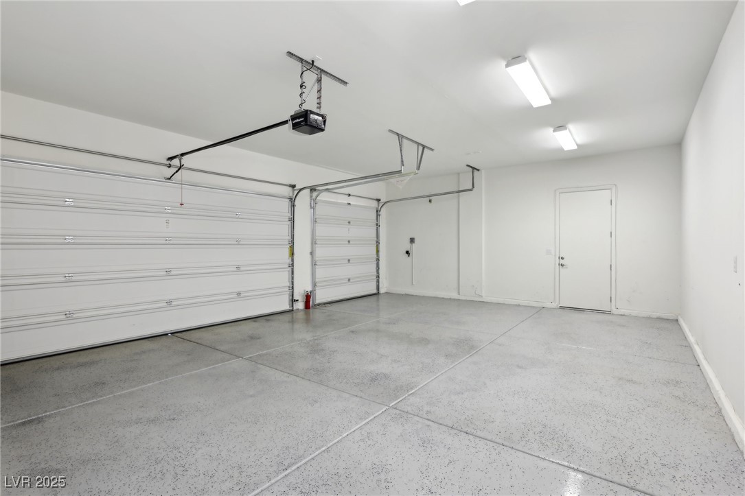 4001 Turquoise Falls Street Property Photo 52