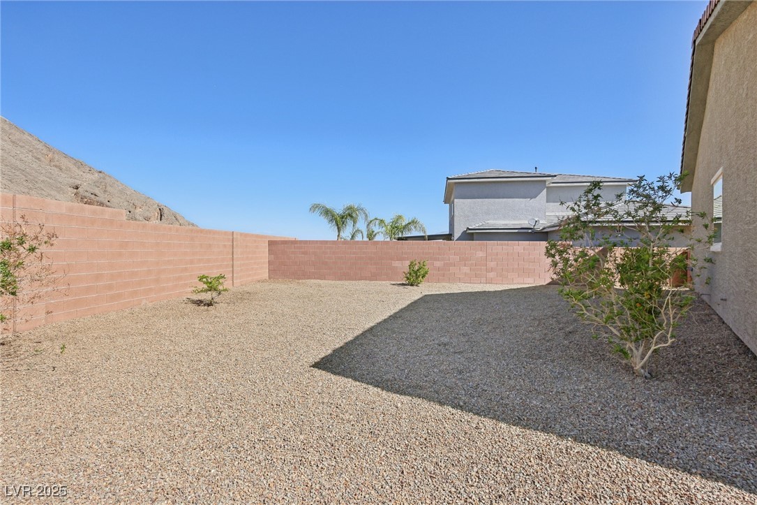 4001 Turquoise Falls Street Property Photo 60