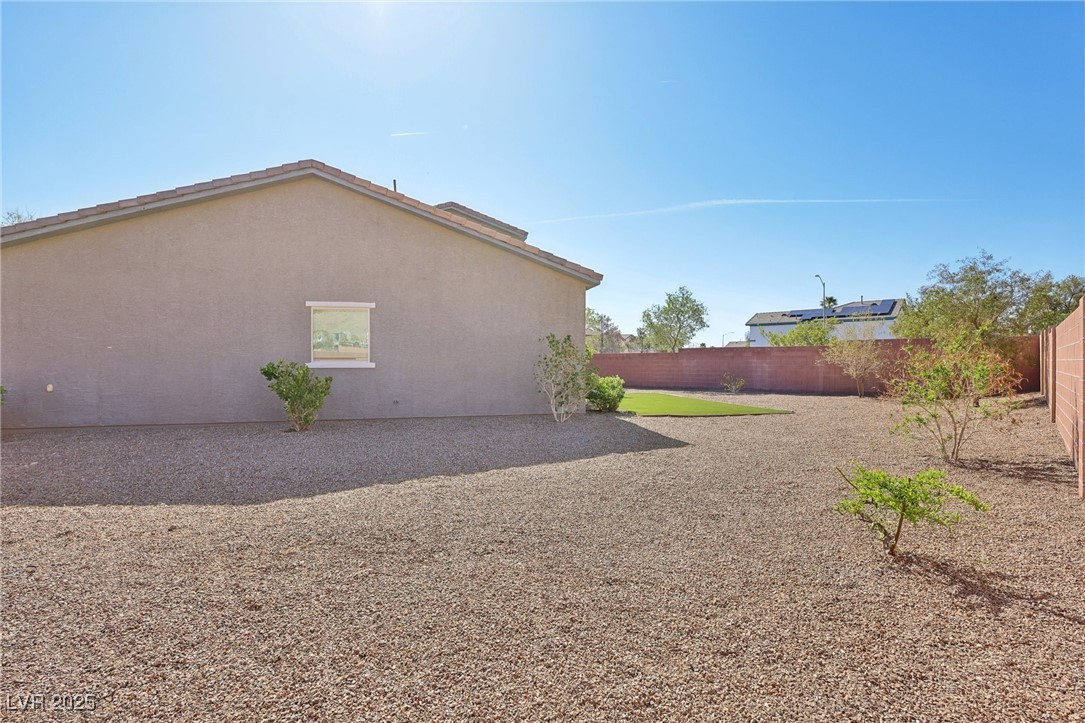 4001 Turquoise Falls Street Property Photo 62