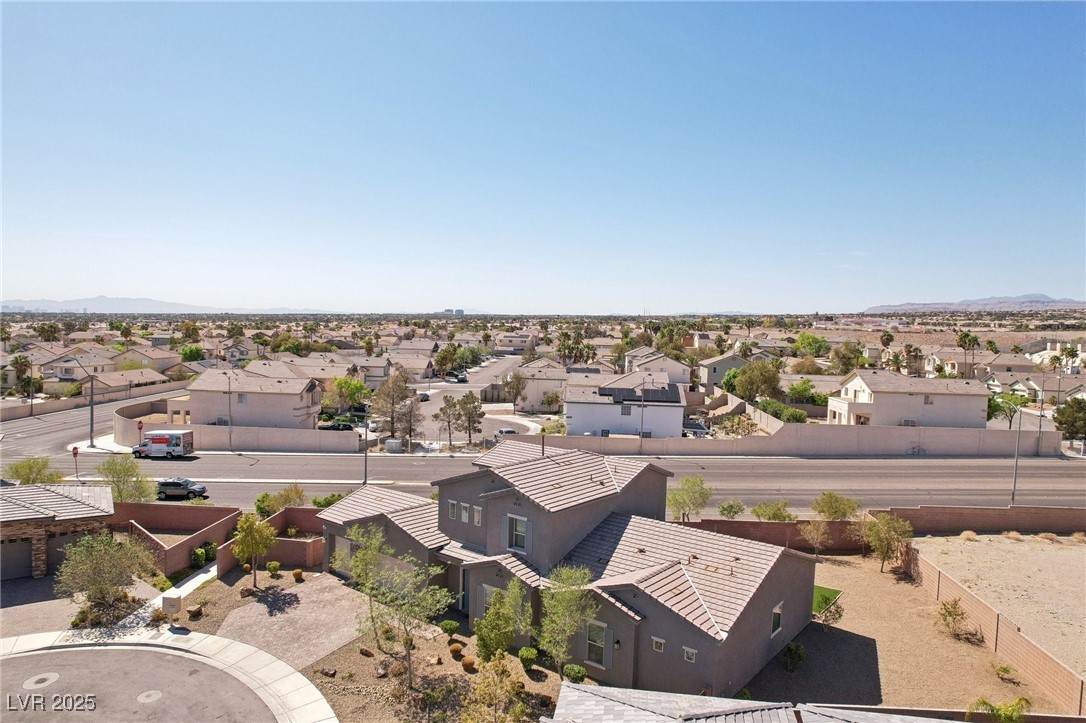 4001 Turquoise Falls Street Property Photo 67